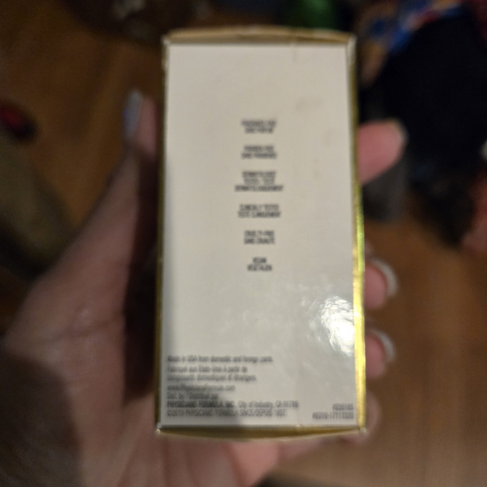 Physicians Formula 24-Karat Gold Eye Cream - Picture 4 of 7